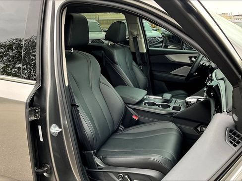 Used 2024 Acura MDX SH-AWD image 9