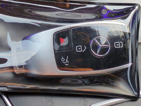 Used 2022 Mercedes-Benz E 450 4MATIC Coupe image 34