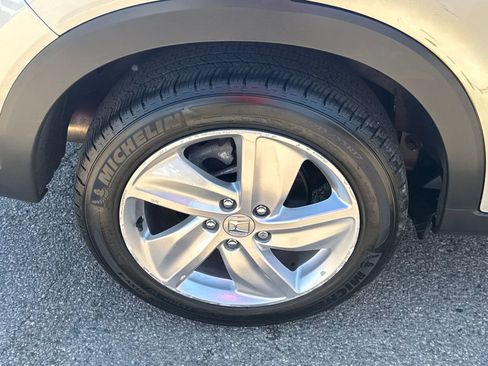 Used 2019 Honda HR-V EX image 39