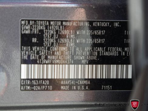 Used 2021 Toyota RAV4 XLE w/ Convenience Package AWD/4WD image 40