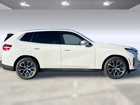 Used 2026 BMW X3 xDrive30i w/ Premium Package AWD/4WD image 7
