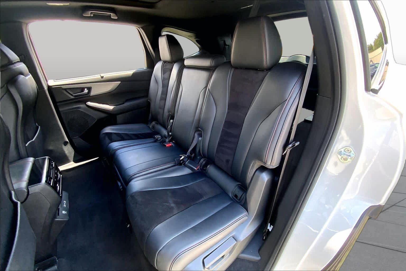Used 2024 Acura MDX A-Spec AWD/4WD image 21