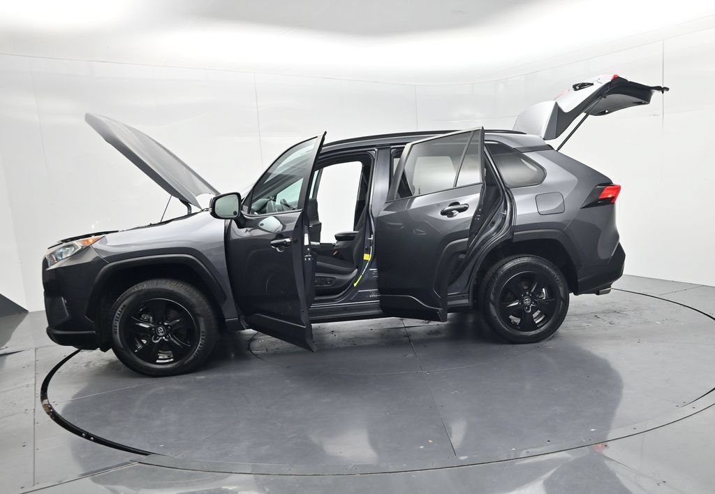 Used 2021 Toyota RAV4 XLE AWD/4WD image 53