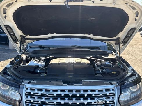 Used 2016 Land Rover Range Rover Supercharged image 13