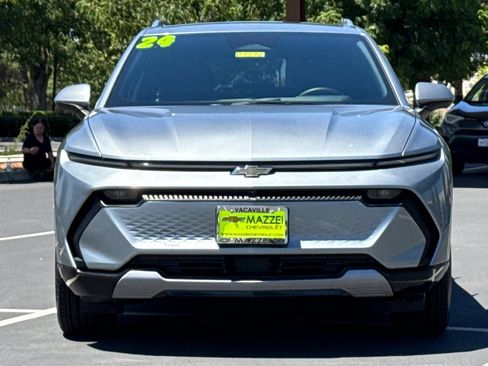 Used 2024 Chevrolet Equinox EV LT w/ LPO, All-Weather Mat Package AWD/4WD image 7