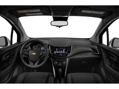 Used 2019 Chevrolet Trax LS w/ Tint and Cruise Package AWD/4WD image 5