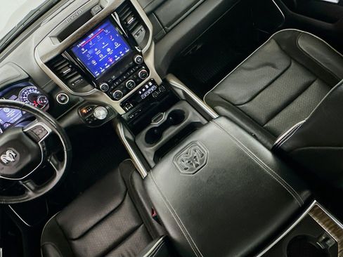 Used 2019 RAM 1500 Laramie image 18