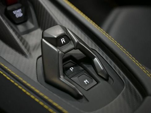 Used 2024 Lamborghini Revuelto image 53