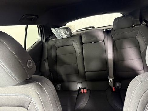 New 2026 Chevrolet Equinox EV LT image 25