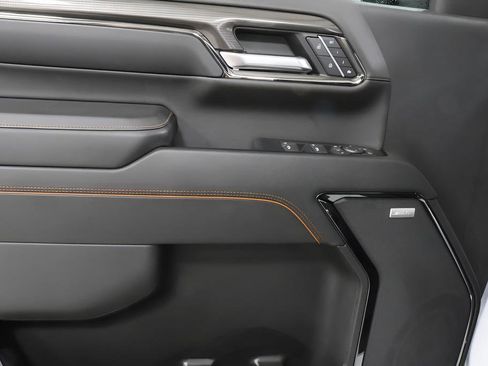 Used 2024 GMC Sierra 2500 AT4 w/ AT4 Premium Plus Package image 24