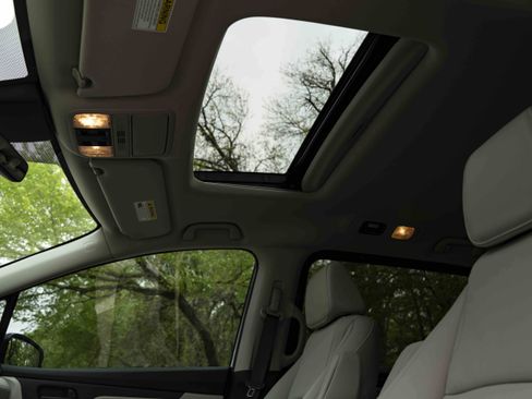 Used 2026 Honda Odyssey EX-L image 35