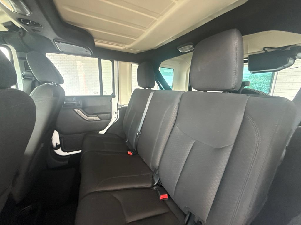 Used 2018 Jeep Wrangler Unlimited Sport S AWD/4WD image 41