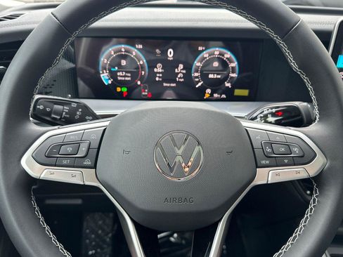 New 2026 Volkswagen Tiguan SE image 22