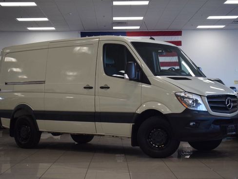 Used 2017 Mercedes-Benz Sprinter 2500 image 1
