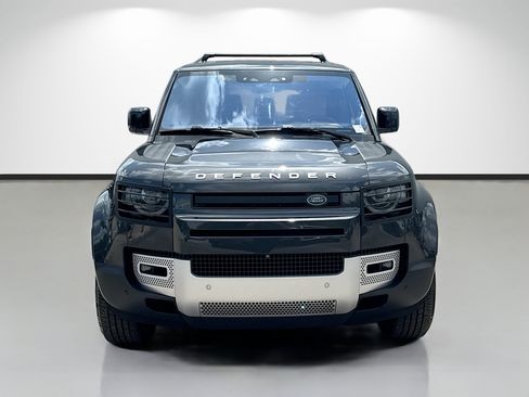 Used 2023 Land Rover Defender 130 First Edition AWD/4WD image 8