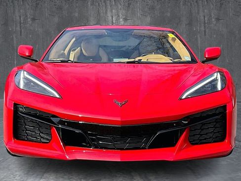 Used 2023 Chevrolet Corvette Z06 w/ Engine Appearance Package RWD image 2
