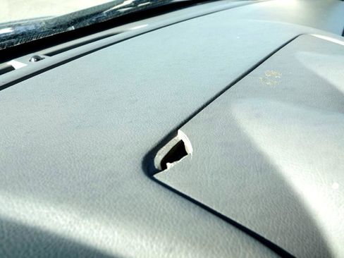 Used 2006 GMC Envoy XL SLE image 46