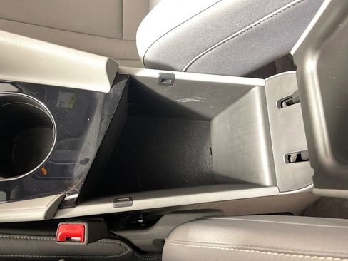 Used 2023 Hyundai Elantra SEL w/ Convenience Package image 25