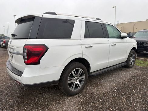 Used 2024 Ford Expedition Limited RWD image 4