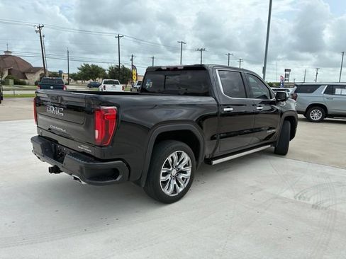Used 2024 GMC Sierra 1500 Denali w/ Denali Reserve Package AWD/4WD image 3