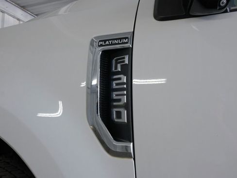 Used 2022 Ford F250 Platinum w/ FX4 Off-Road Package image 53