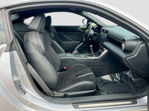 Used 2023 Toyota GR86 Premium RWD image 26