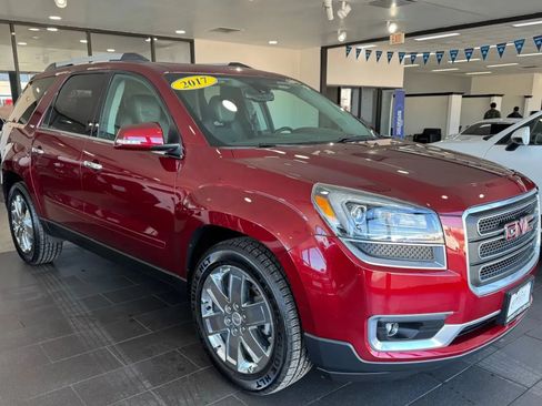 Used 2017 GMC Acadia Limited SLT AWD/4WD image 1