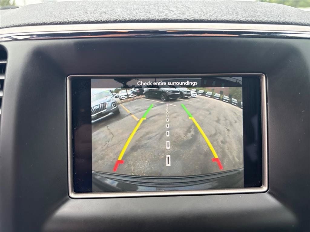 Used 2021 Jeep Grand Cherokee Laredo AWD/4WD image 16