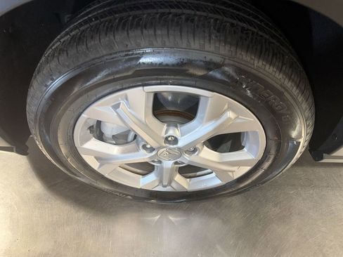 Used 2023 Honda HR-V LX image 11