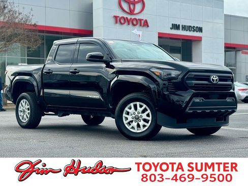 Used 2025 Toyota Tacoma SR5 image 1