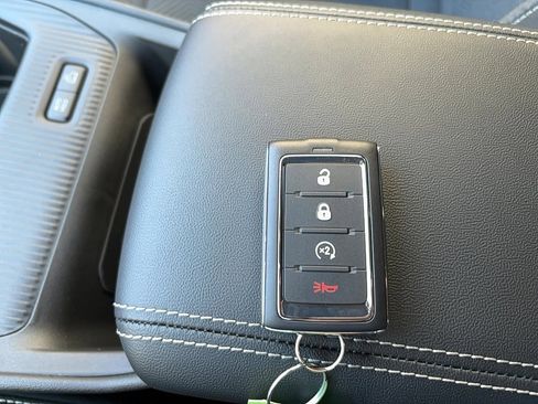 New 2026 Jeep Cherokee Laredo AWD/4WD image 25