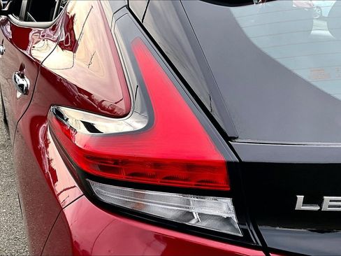 Used 2022 Nissan Leaf SV image 22