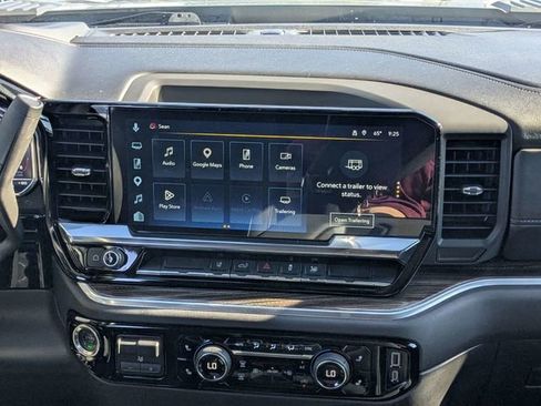 Used 2025 Chevrolet Silverado 2500 LT AWD/4WD image 15