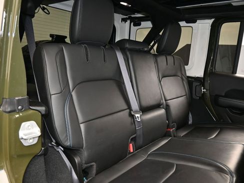 Used 2024 Jeep Wrangler Unlimited Rubicon 4xe image 48