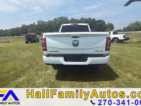 Used 2024 RAM 2500 Laramie AWD/4WD image 9