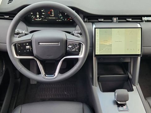 New 2025 Land Rover Discovery Sport S image 27