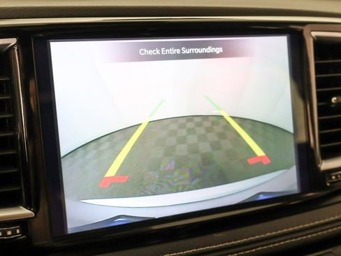 Used 2024 Chrysler Pacifica Limited FWD image 54