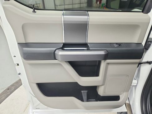 Used 2019 Ford F150 XLT w/ Equipment Group 302A Luxury image 34