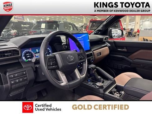 Certified 2025 Toyota 4Runner Limited AWD/4WD image 16