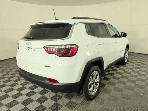 New 2026 Jeep Compass Latitude image 5