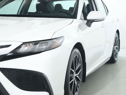Certified 2024 Toyota Camry SE w/ Audio Upgrade Package FWD image 4