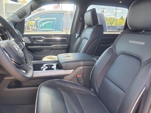 New 2026 RAM 1500 Laramie AWD/4WD image 10