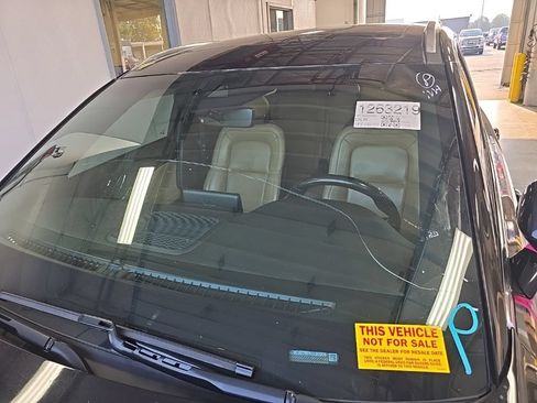 Used 2022 Lincoln Corsair Reserve AWD/4WD image 6