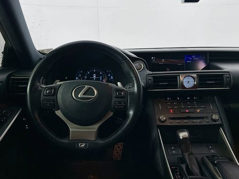 Used 2019 Lexus IS 300 F Sport w/ F Sport Package AWD/4WD image 18