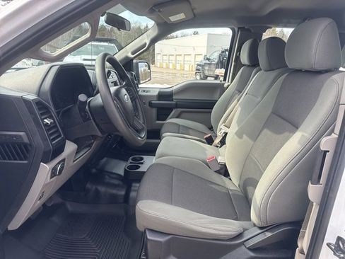 Used 2016 Ford F150 XL w/ Equipment Group 101A Mid image 11