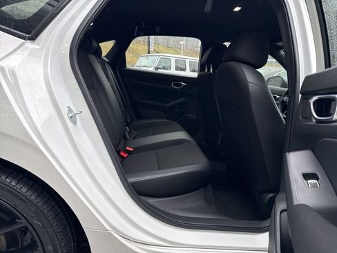 Used 2023 Honda Civic Sport image 22