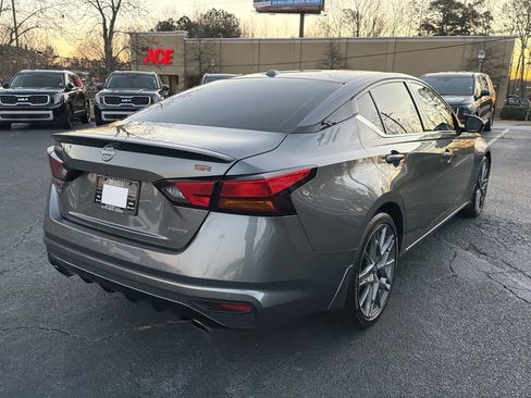 Used 2024 Nissan Altima 2.0 SR image 7