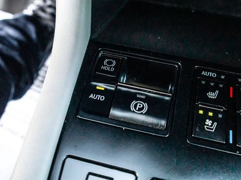 Used 2017 Lexus RX 350 FWD w/ Luxury Package image 38