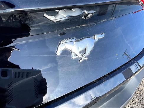 Used 2025 Ford Mustang Coupe image 27