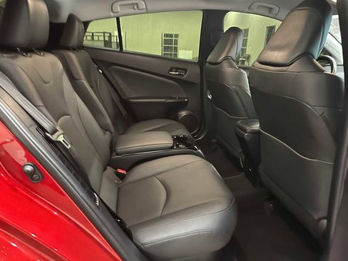 Used 2017 Toyota Prius Prime Advanced image 24